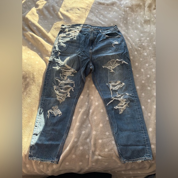 American Eagle 90s Slim Boyfriend Jeans - Picture 2 of 6